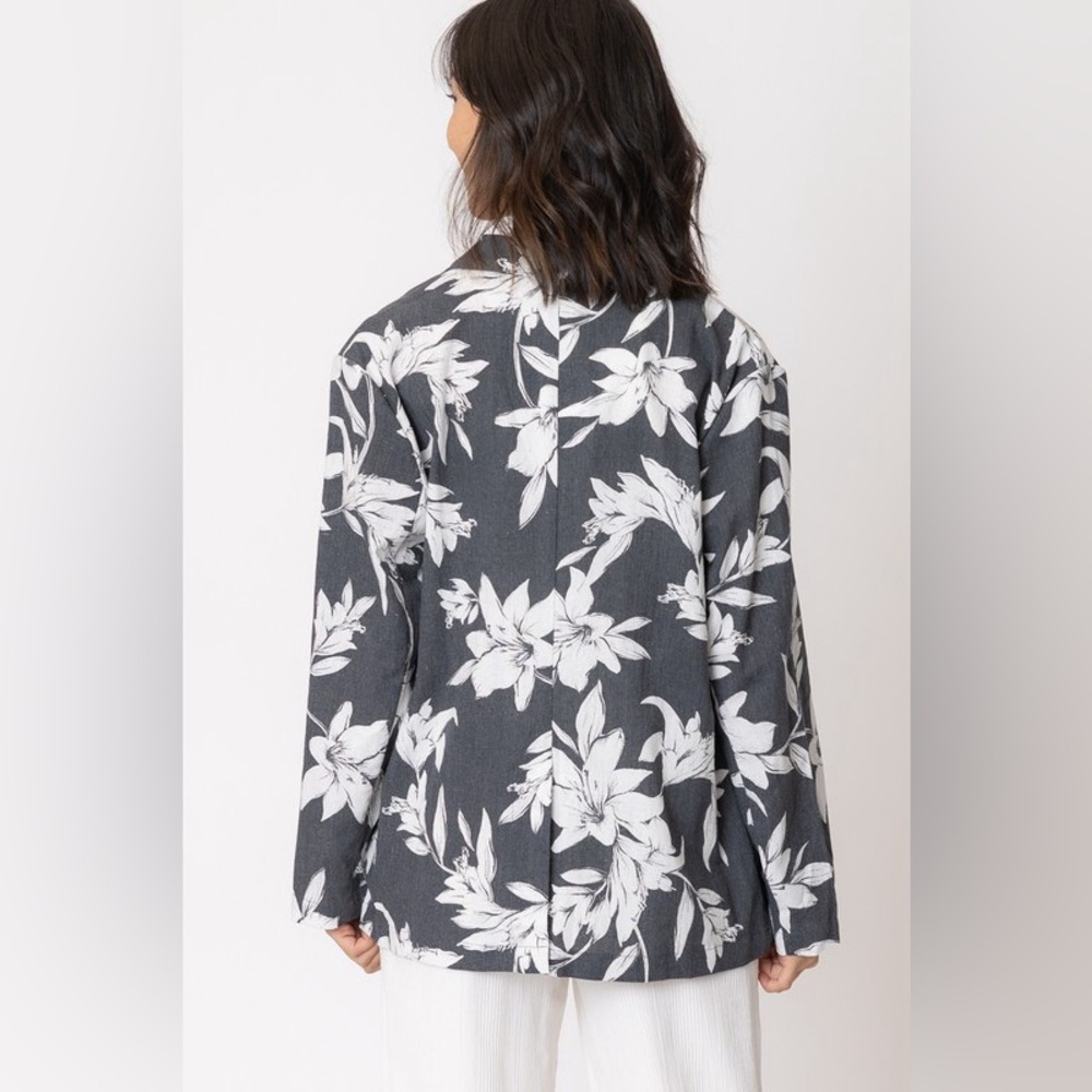 #19 Closeout Firm 🌸New! Floral Tropical Blazer - Picture 3 of 4
